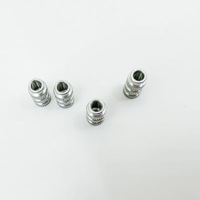 Kundenspezifische Metalldrehbank zerteilt medizinischen kupfernen Edelstahl-Spindel Pin