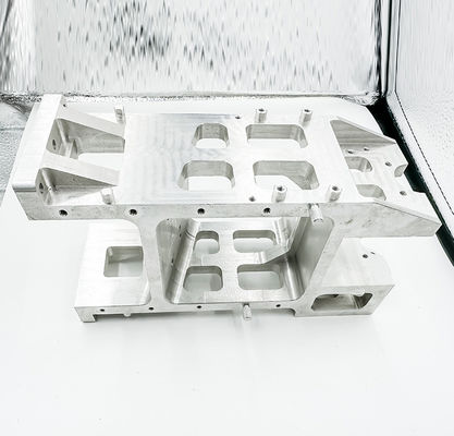 Cnc-Prägealuminiumteil-Hohlraum-Basis für unbemanntes Brummen-/Sicherheits-Smart Camera