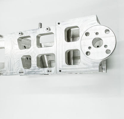 Cnc-Prägealuminiumteil-Hohlraum-Basis für unbemanntes Brummen-/Sicherheits-Smart Camera