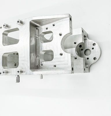 Cnc-Prägealuminiumteil-Hohlraum-Basis für unbemanntes Brummen-/Sicherheits-Smart Camera