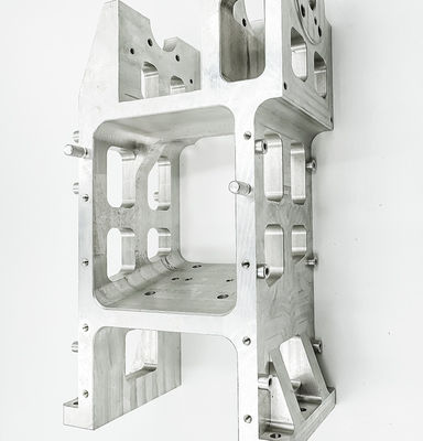 Cnc-Prägealuminiumteil-Hohlraum-Basis für unbemanntes Brummen-/Sicherheits-Smart Camera