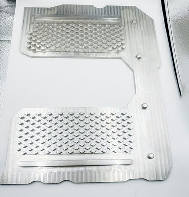 Grundplatte CNC-maschinell bearbeitende Aluminiumlaptops, Laptopbasis der Aluminiumlegierung Laptopkühlkörperventilator hoher Leistung super ruhige