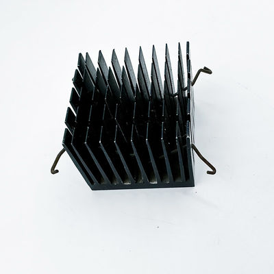 Wärmeübertragungs-Block weihte Aluminiumkühlkörper, kundenspezifischen CPU-Kühlkörper ein